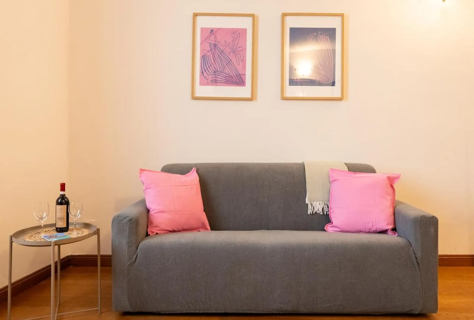Keys Of Italy - Vigna 8 Blu- Newly Renovated Elegant 2 Bedr - Great Central Location In Florence Italy