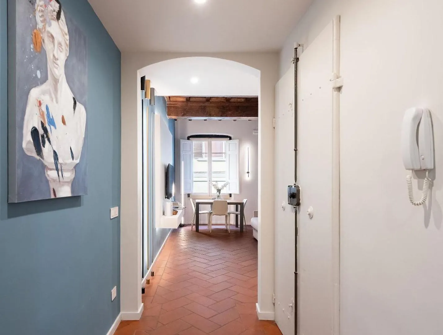 Keys Of Italy - Vigna 8 Blu- Newly Renovated Elegant 2 Bedr - Great Central Location In Florence 0*,  Italy