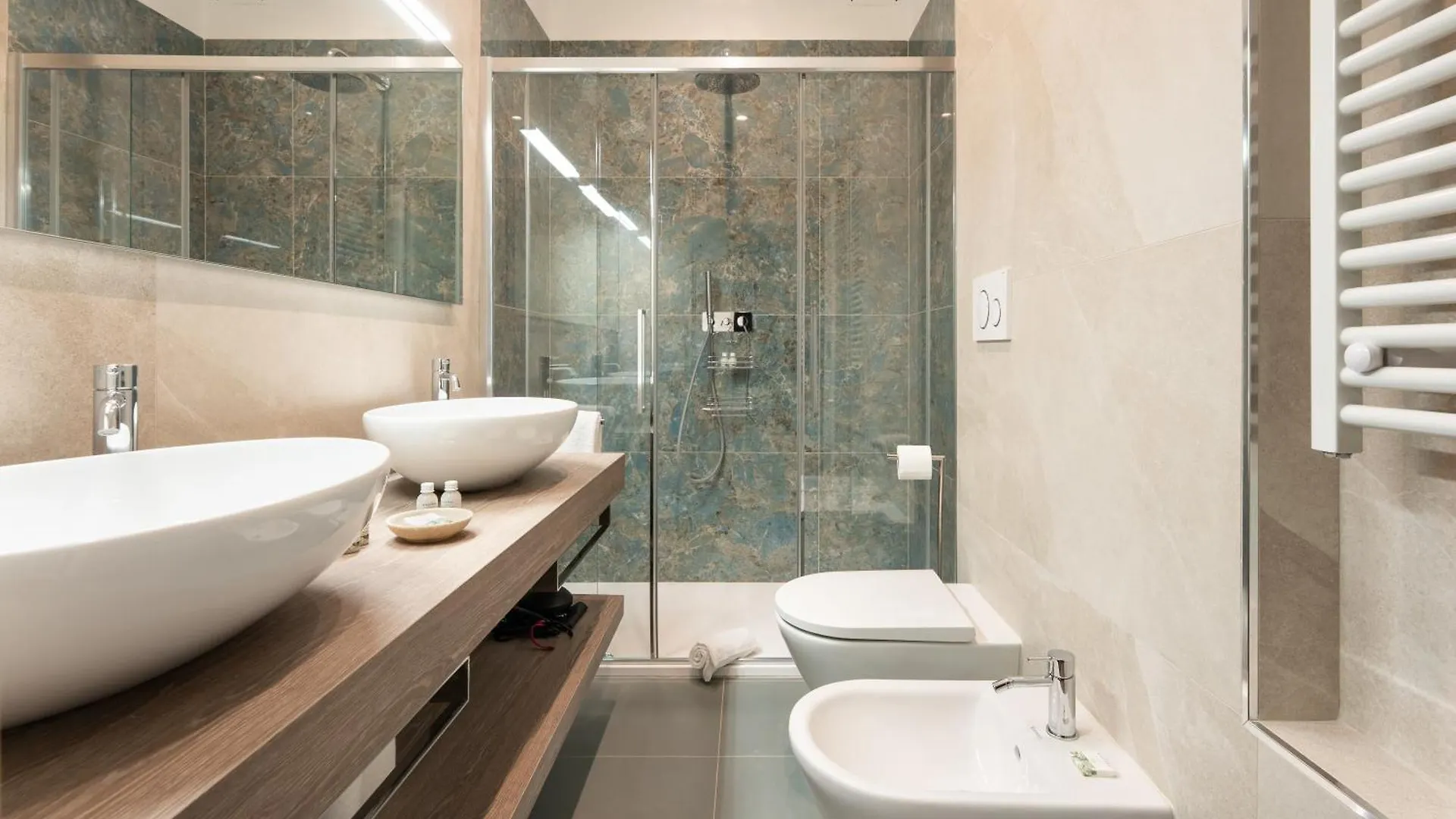 Keys Of Italy - Vigna 8 Blu- Newly Renovated Elegant 2 Bedr - Great Central Location In Florence Apartment