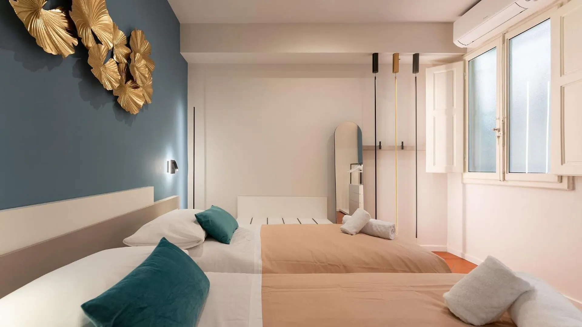 Keys Of Italy - Vigna 8 Blu- Newly Renovated Elegant 2 Bedr - Great Central Location In Florence Apartment