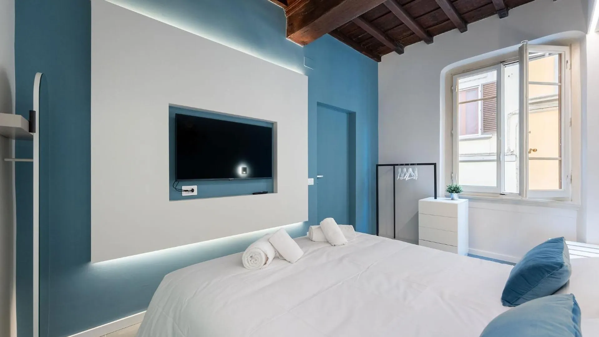 Keys Of Italy - Vigna 8 Blu- Newly Renovated Elegant 2 Bedr - Great Central Location In Florence Apartment